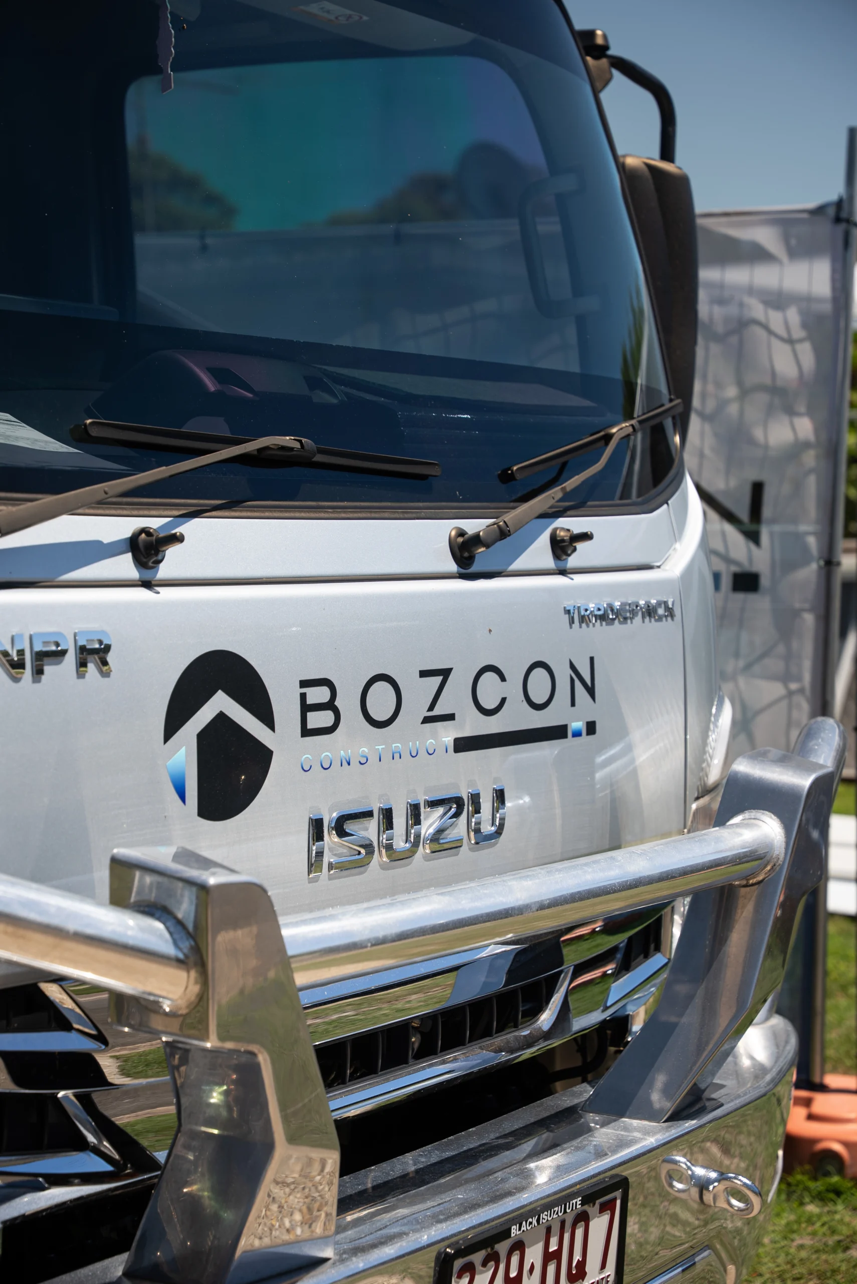 Bozcon Construct branded Isuzu work truck, Sunshine Coast building and construction company